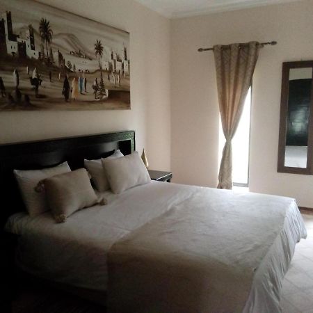 Le Petit Chateau Des Anges Ouled Bouzid Bagian luar foto